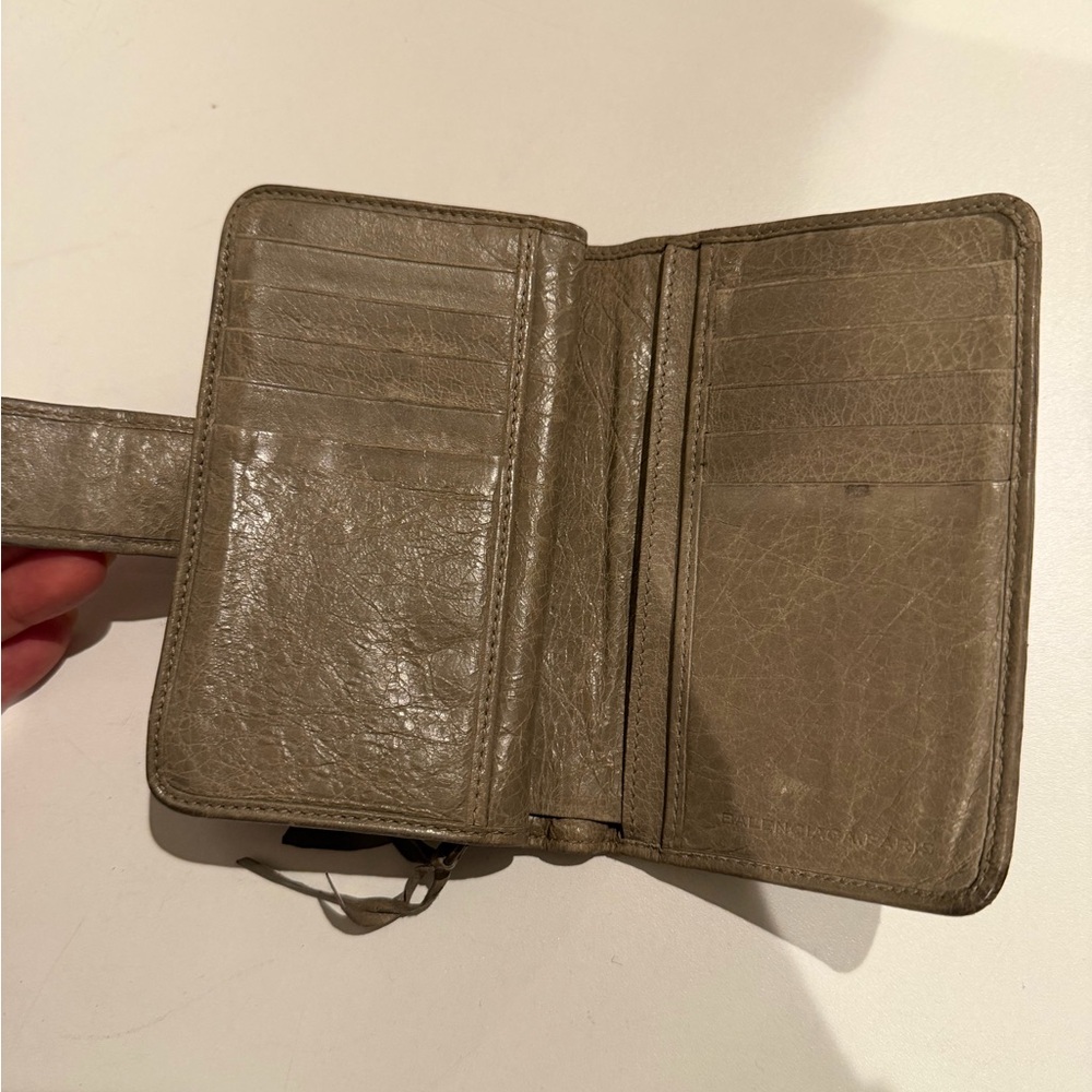 Balenciaga Paris Grey Leather Wallet with Zipper and change purse - Picture 5 of 10